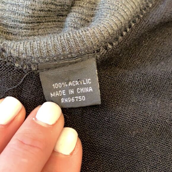 Open‎ Cardigan/Shawl - Picture 5 of 6